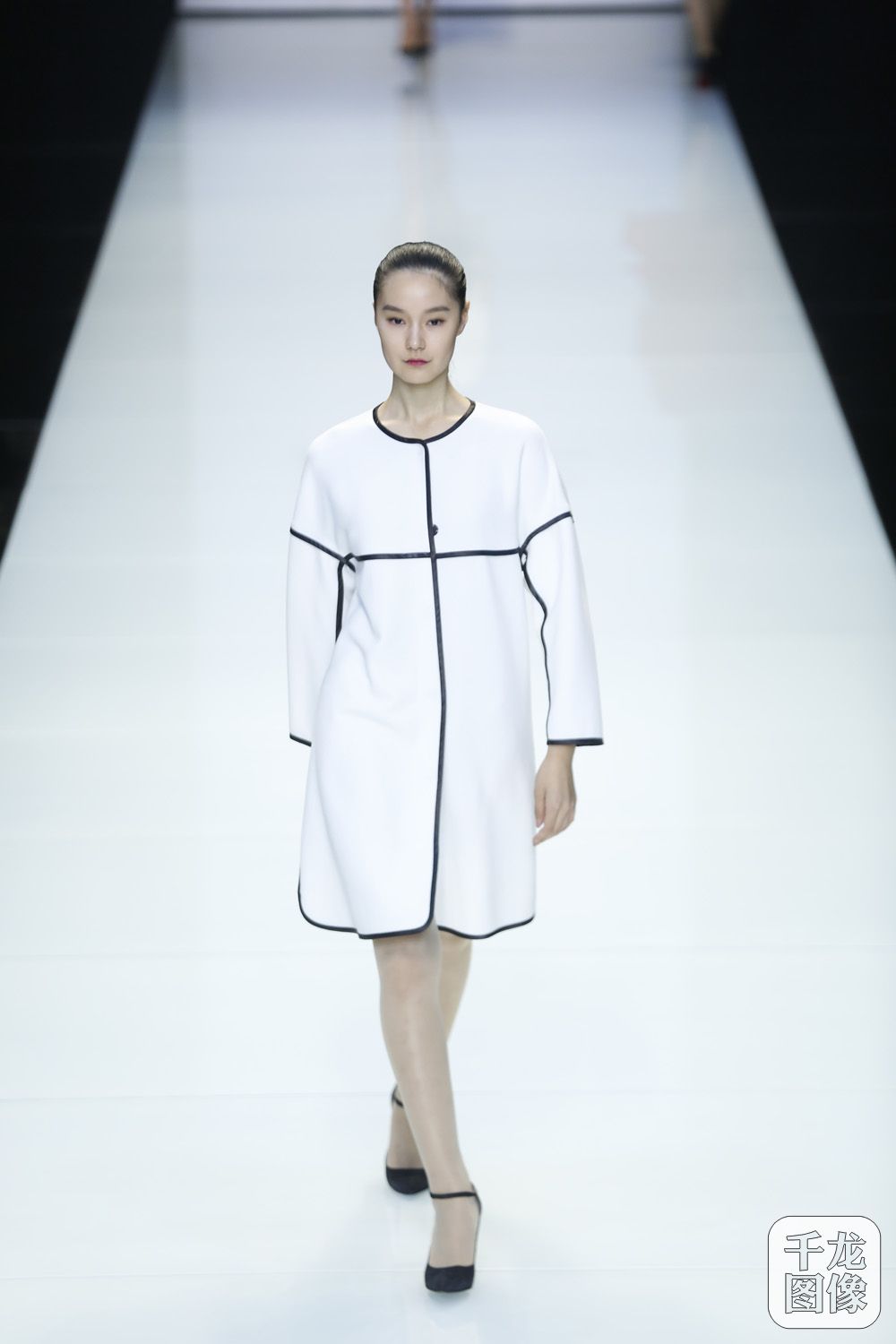 2016北京时装周上，京工集团旗下“伊里兰”品牌以“蕙 兰”为主题向业界及市场发布“四季”女装产品。
