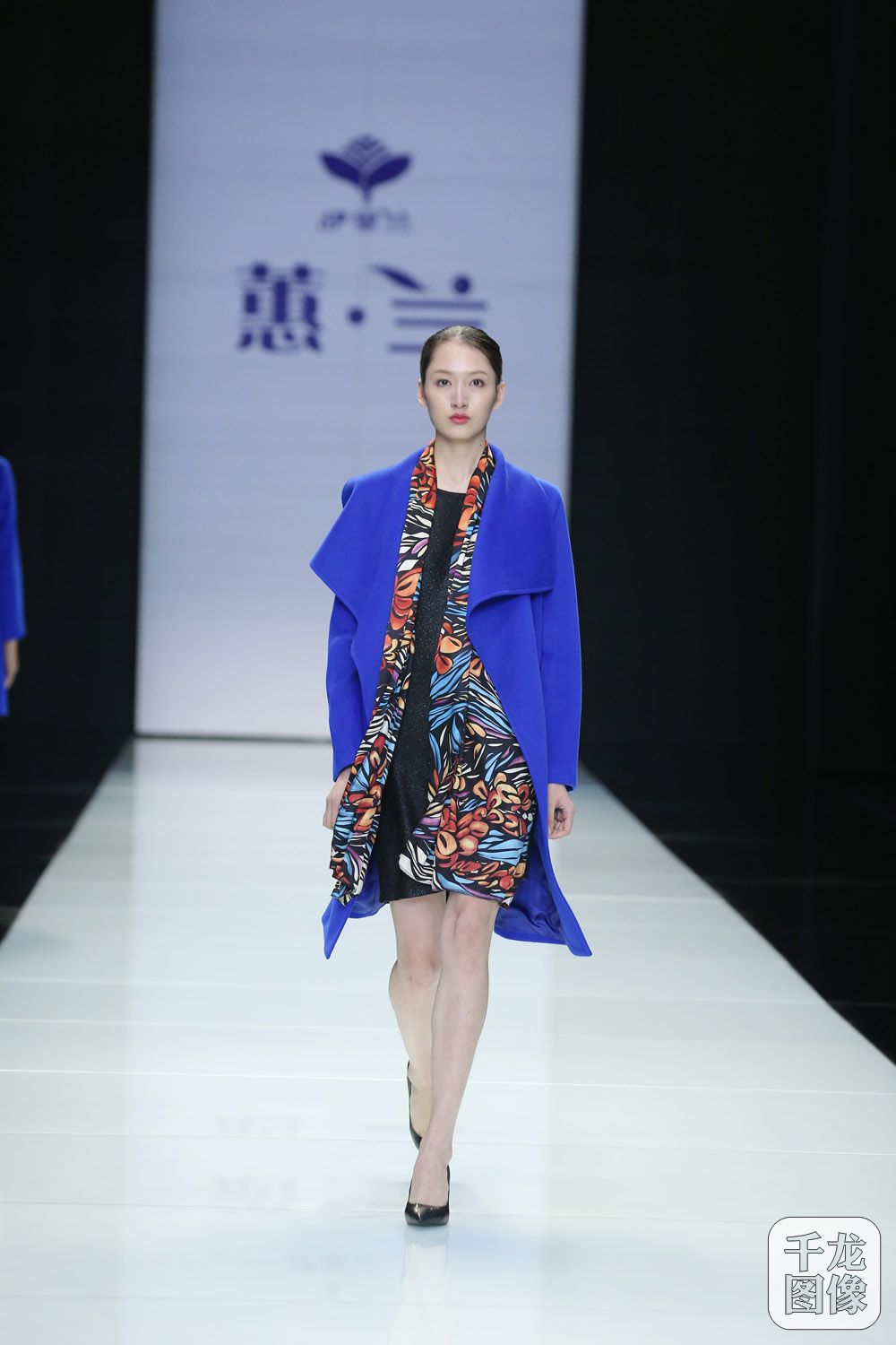 2016北京时装周上，京工集团旗下“伊里兰”品牌以“蕙 兰”为主题向业界及市场发布“四季”女装产品。