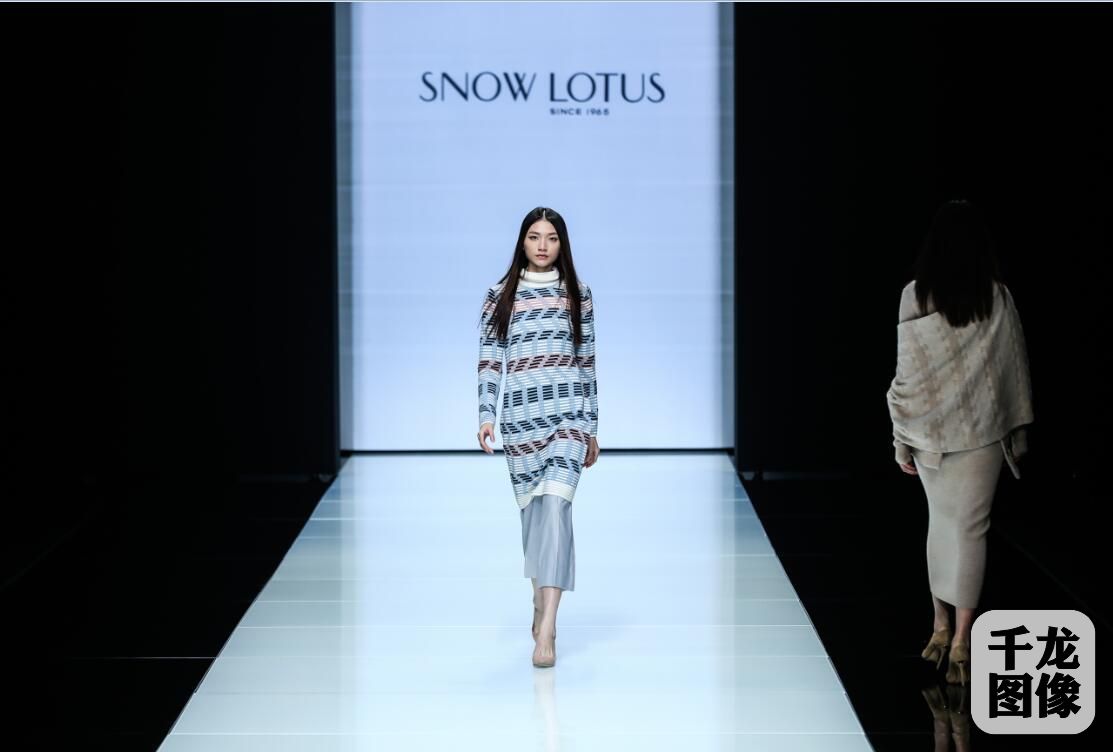 9月29日，2016北京时装周落幕，雪莲3