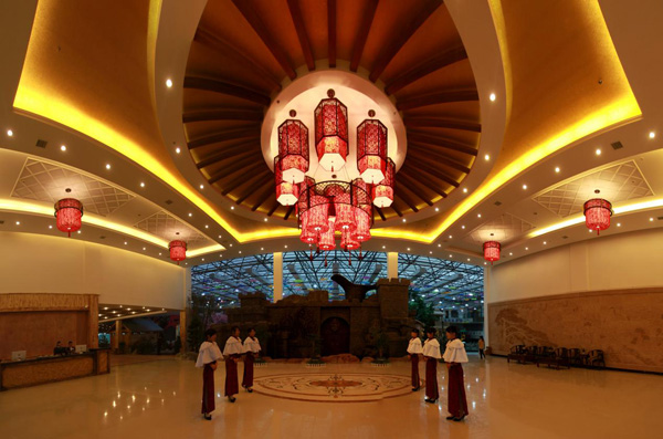 黄果树下再添美景 《大明屯堡》金秋十月古风