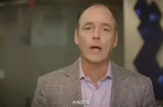 三星电子美国分公司总裁蒂姆-巴克斯特15日在视频中向美国消费者正面道歉