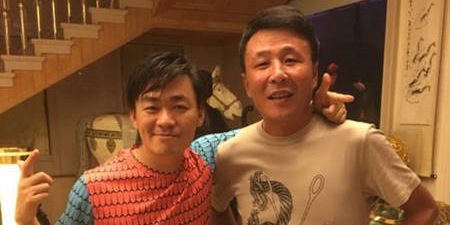 王宝强理发走出阴霾