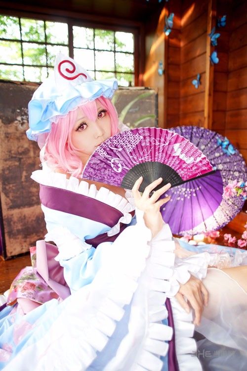 我的天呐！原来比卡丘是这么漂亮的美女