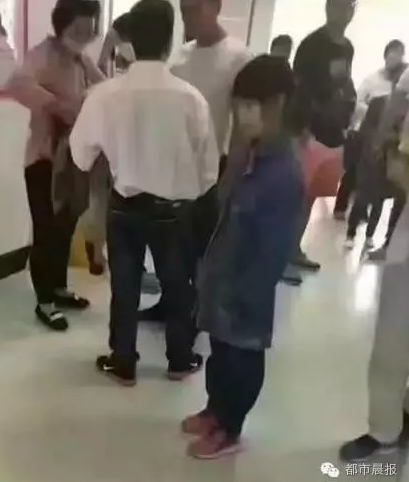 惊！江苏12岁女孩竟到医院做产检