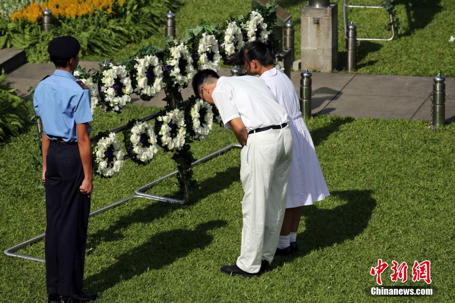 香港举行“为保卫香港而捐躯之人士”纪念仪式