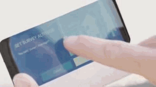 iPhone摇身一变成了无人机 这新姿势打几分？