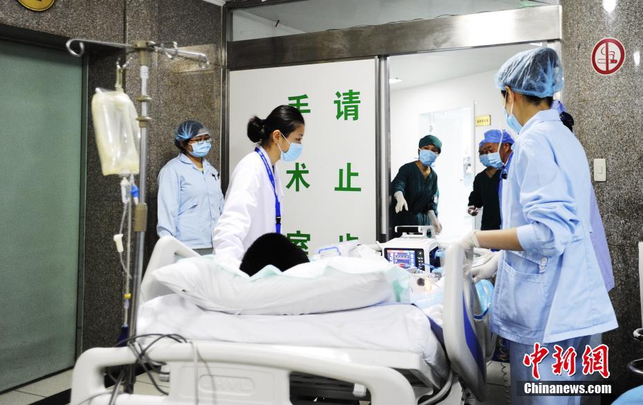镜头记录器官捐献者生命的最后一程