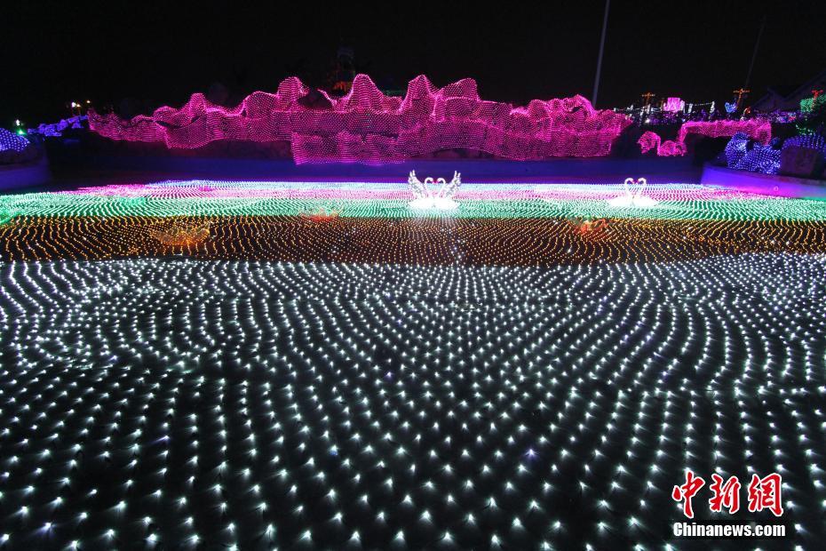 天津现梦幻灯光秀 3000万盏LED灯营造童话世界