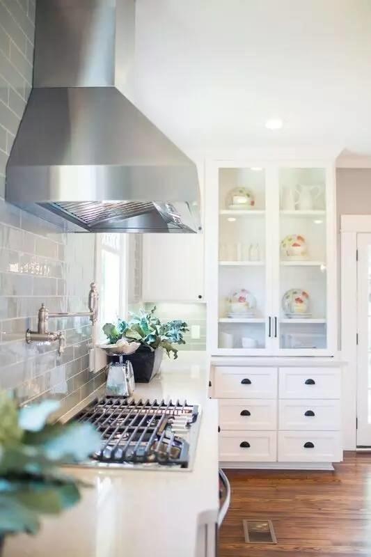 点击图片进入下一页