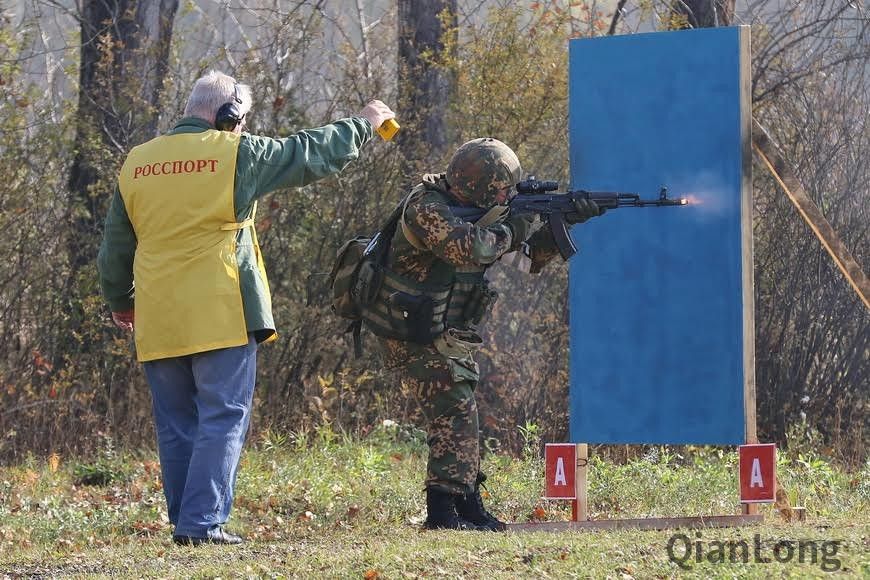 俄罗斯特种部队比武 狱警部队进了前三甲-千龙