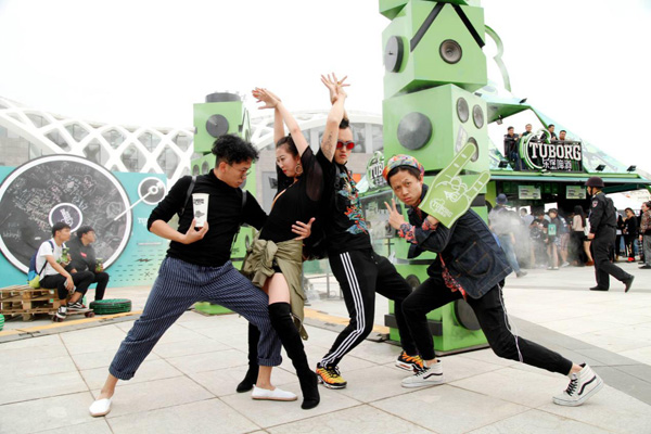 乐堡部落电音派对制躁昆明草莓音乐节!(2)-千