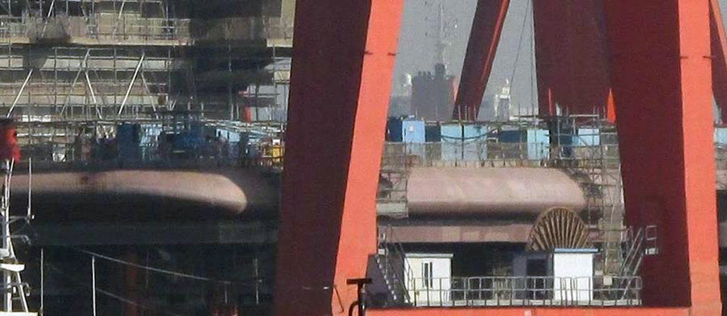 艘国产001A型航母舰岛细节。(感谢 超大军事