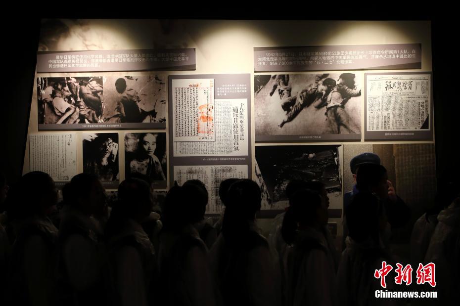 70多件日本遗弃在华化学武器证物南京展陈