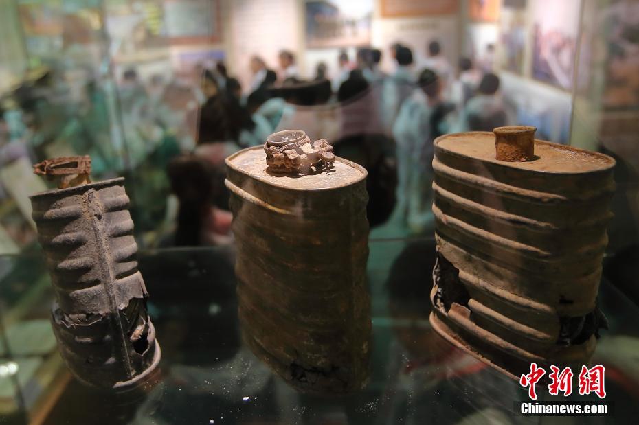 70多件日本遗弃在华化学武器证物南京展陈