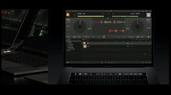装X利器！苹果新MacBook Pro上的Touch Bar到底能干啥？