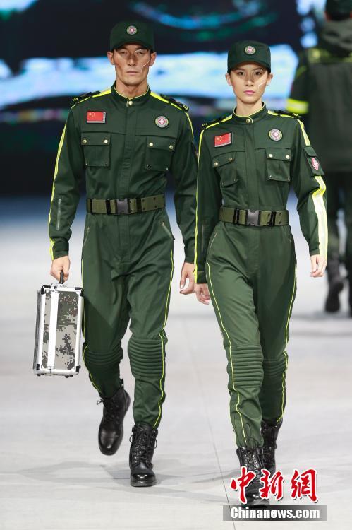 8a292a962f9c4b92b7ddd27eebd383af