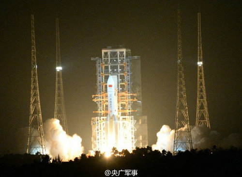 长征五号首发成功