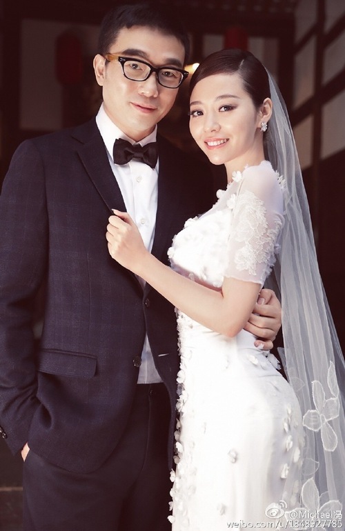 张靓颖婚纱照曝光