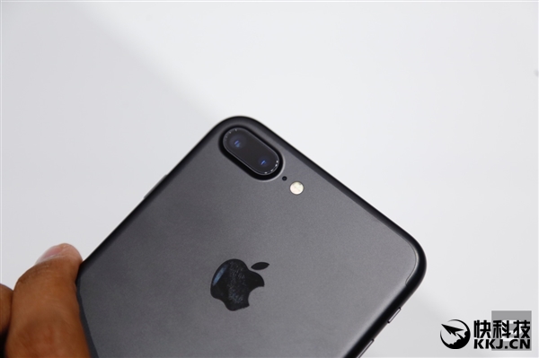 iPhone 7给力！美国智能机市场：苹果超越三星成老大
