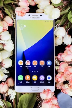 三星Galaxy C9 Pro为音乐发烧友打造专属K歌空间