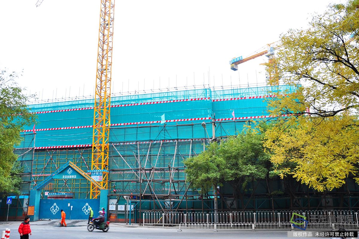 北京工地停工应对空气重污染橙色预警 -千龙网