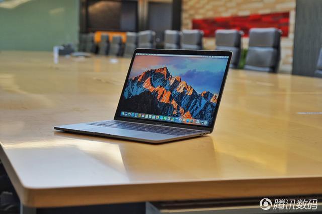 新款MBP补强评测 原来你是这样的Touch Bar