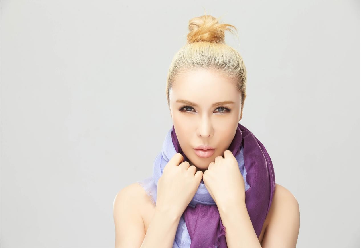 陆婷婷现身利菁发布 “综艺女王”或北上发展-千龙网·中国首都网