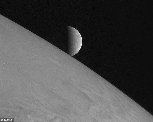 行星还是平底锅？NASA发图考网友