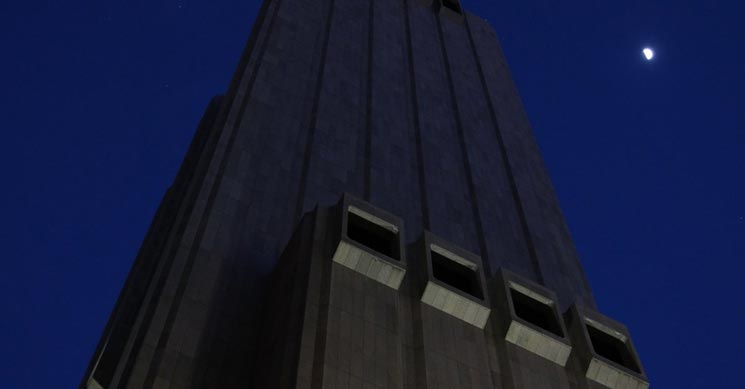 斯诺登揭秘美国安局监听中心:29层没窗户 至少监听38个国家