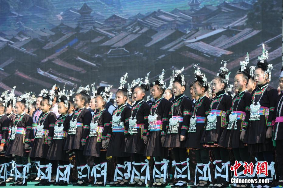 贵州黎平侗乡民众欢庆侗年