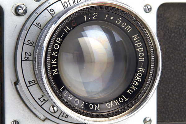 Nikon I