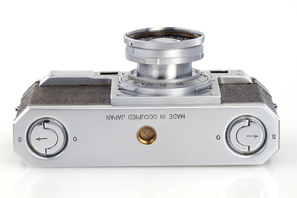 Nikon I