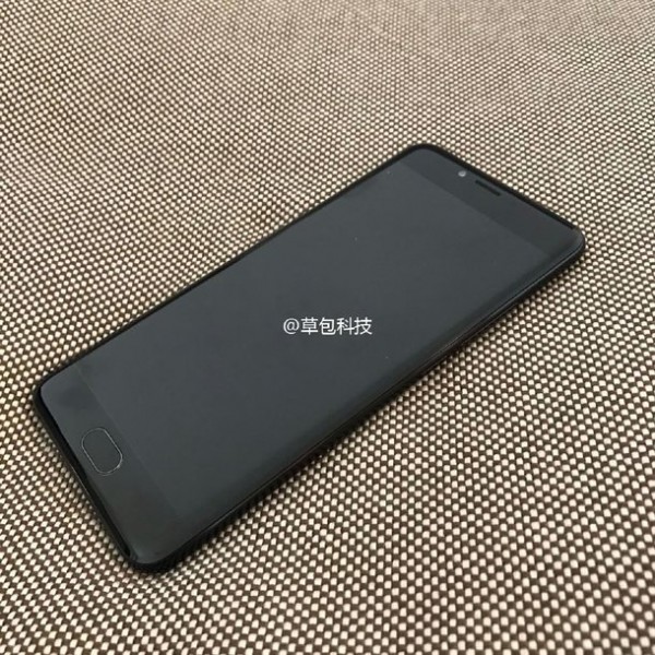 魅族曲面屏手机PRO 6 Edge再曝：2K显示屏
