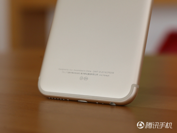 vivo Xplay6评测：合格的双曲屏 对焦速度出色