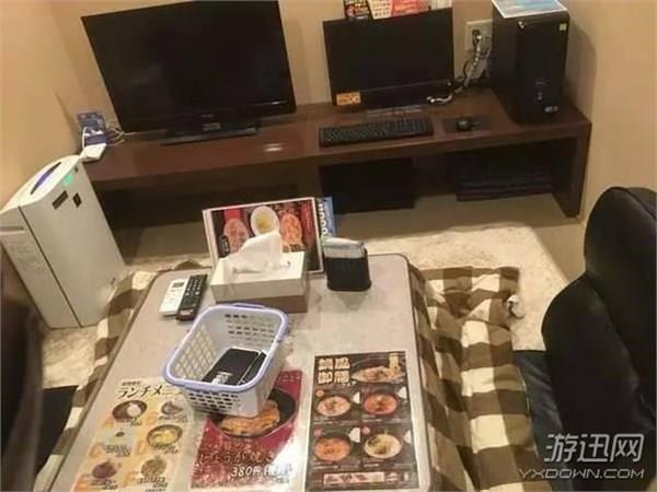 日本“逆天”网吧曝光：带卡拉OK 还有私密小包间！