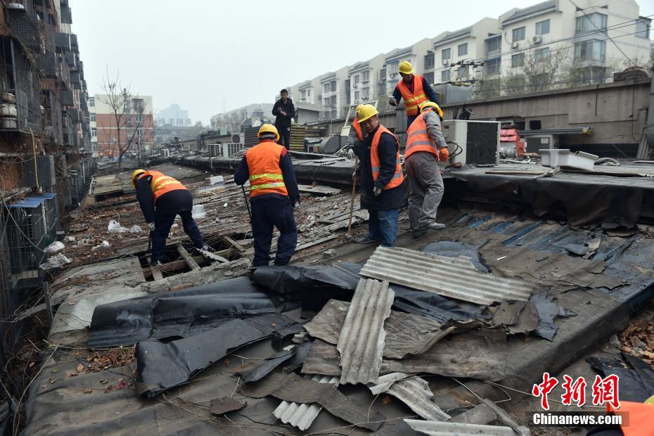 44fddc2fb2f8423b8d9bd69e7aaae7d4