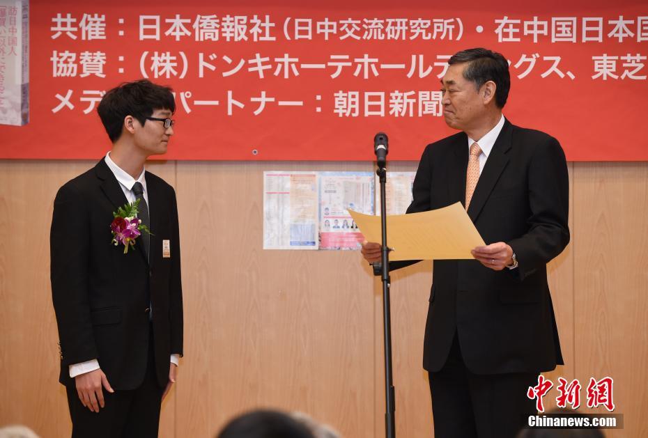 43b4ac04fe1b4eb6ab7109f42aded173