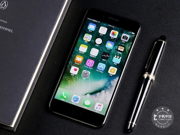 手机屏占比大乱斗 iPhone 7 Plus输惨了