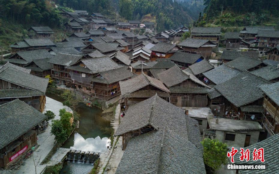 航拍贵州传统村落大利侗寨