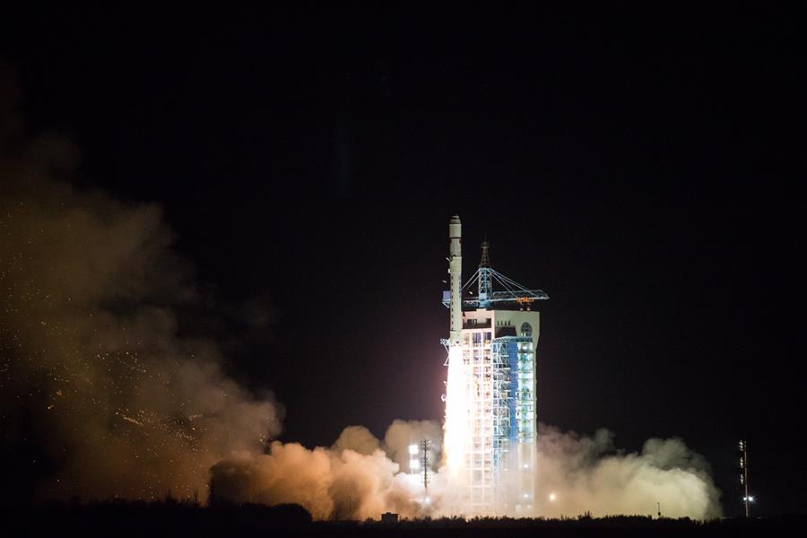 （科技）（2）我国首颗碳卫星发射成功 可监测全球二氧化碳浓度