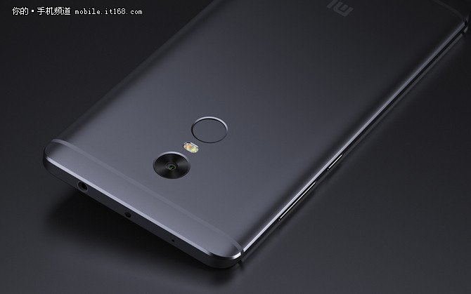 骁龙653+4GB内存 疑红米Note 4X曝谍照