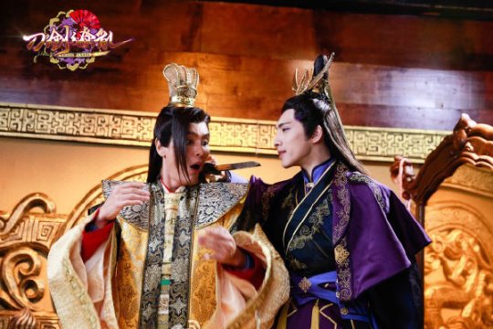 同名IP手游《刀剑缭乱》金馆长变身暴君美男-千龙网·中国首都网