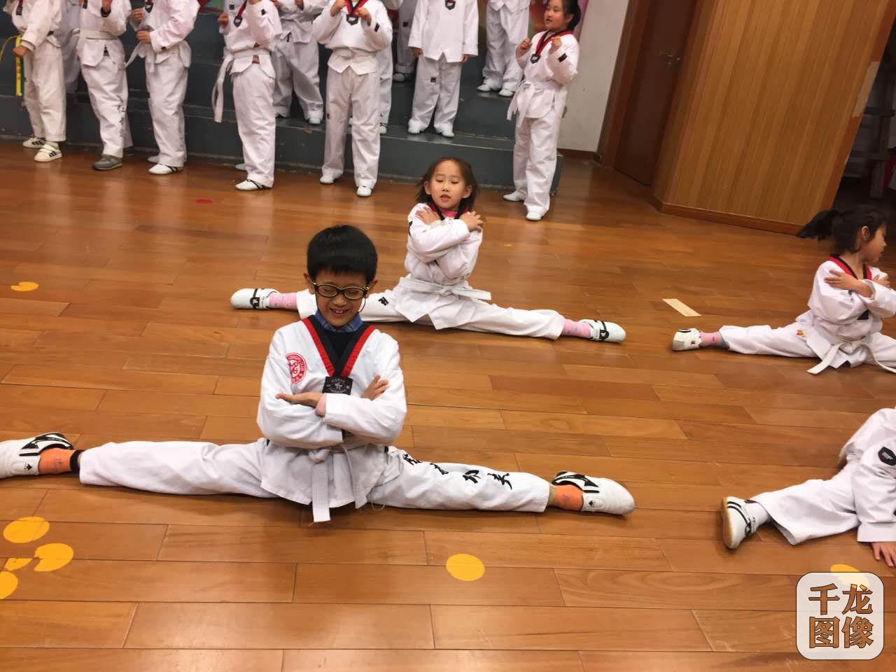 少年当自强