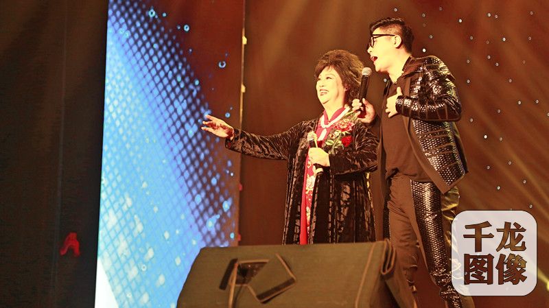 邓玉华金霖演唱