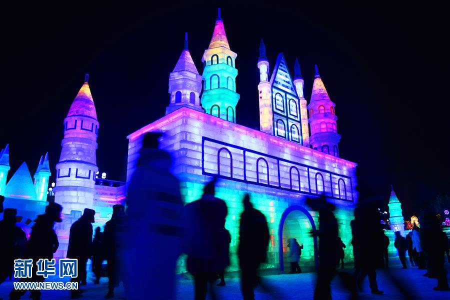 阿尔山国际养生冰雪节开幕(2)-千龙网·中国首