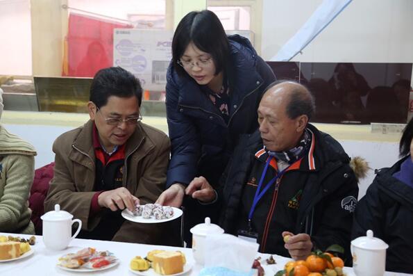 台湾桃米社区参访团到访北京 结对社区体会浓