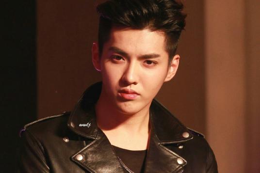 回顾2016年EXO四小鲜肉荧屏战绩 谁能拔得头