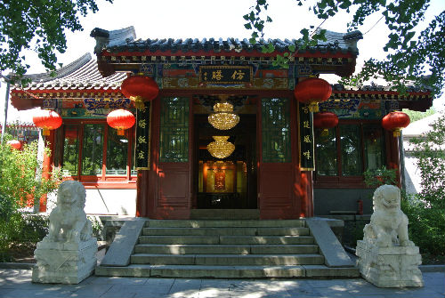 仿膳门口