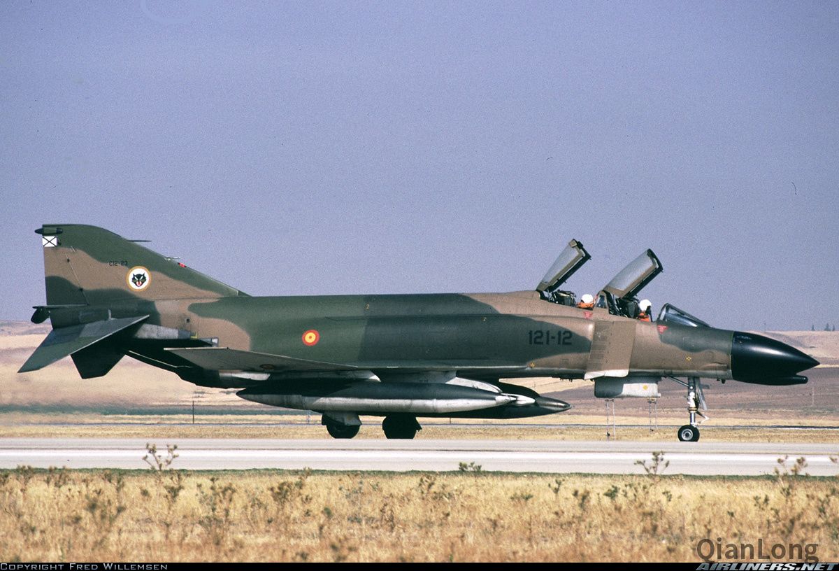 西班牙同美军进行联合演习 除了机徽完全一样(3)