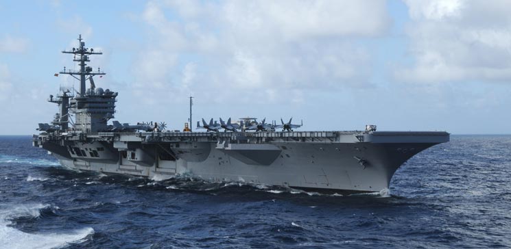 美核航母战斗群开进南海 澳专家:或是想看看中